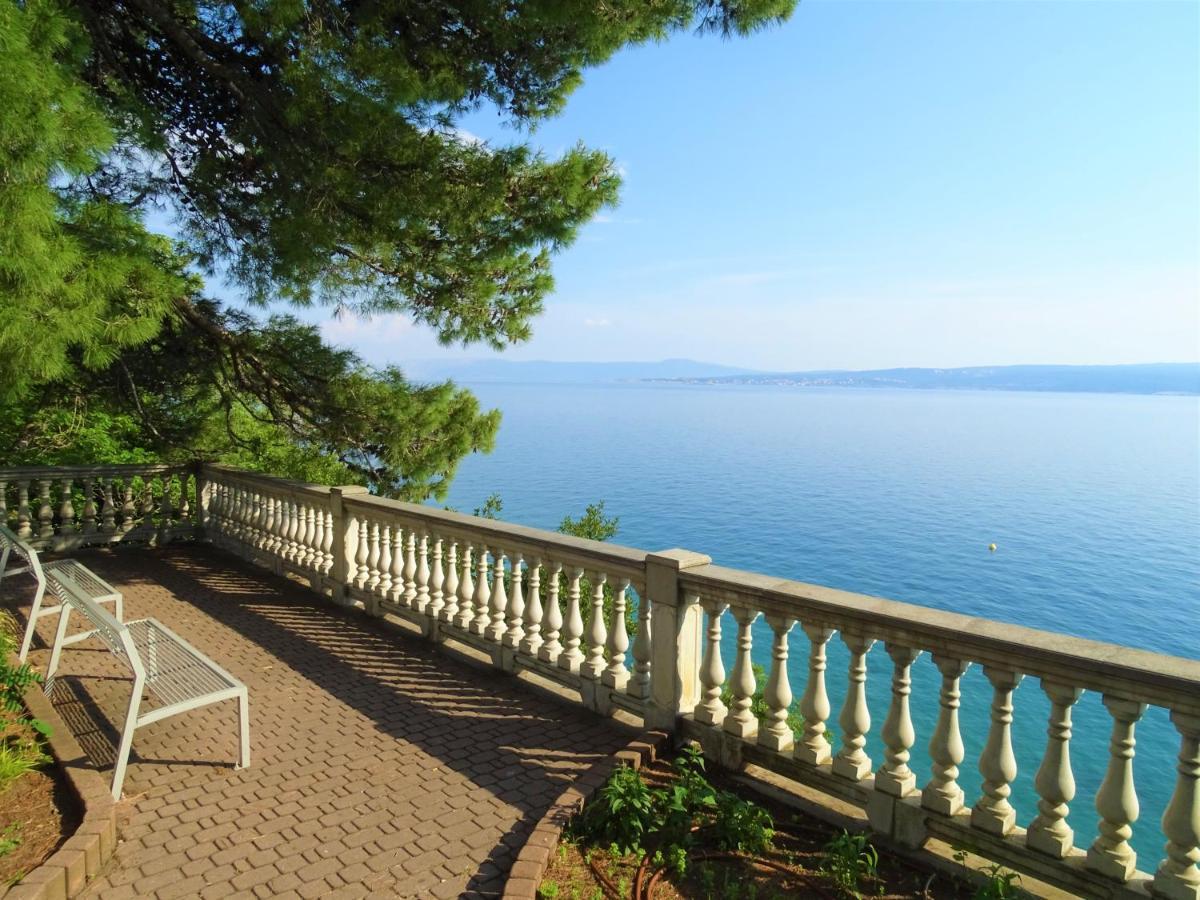 Apartments Villa Maria Crikvenica Esterno foto